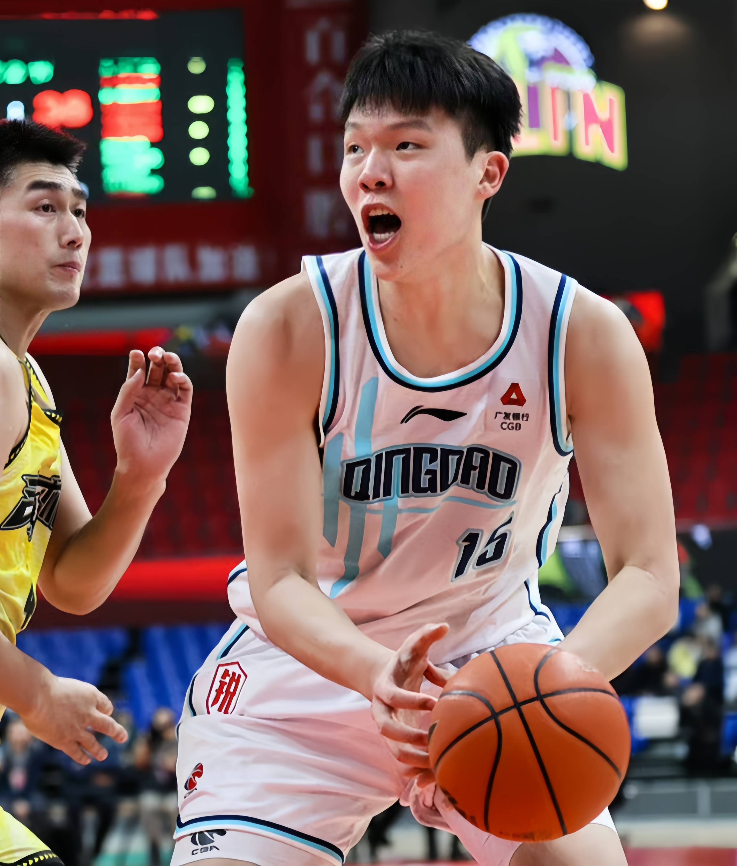 西藏男篮再次战胜对手，实力崭露头角