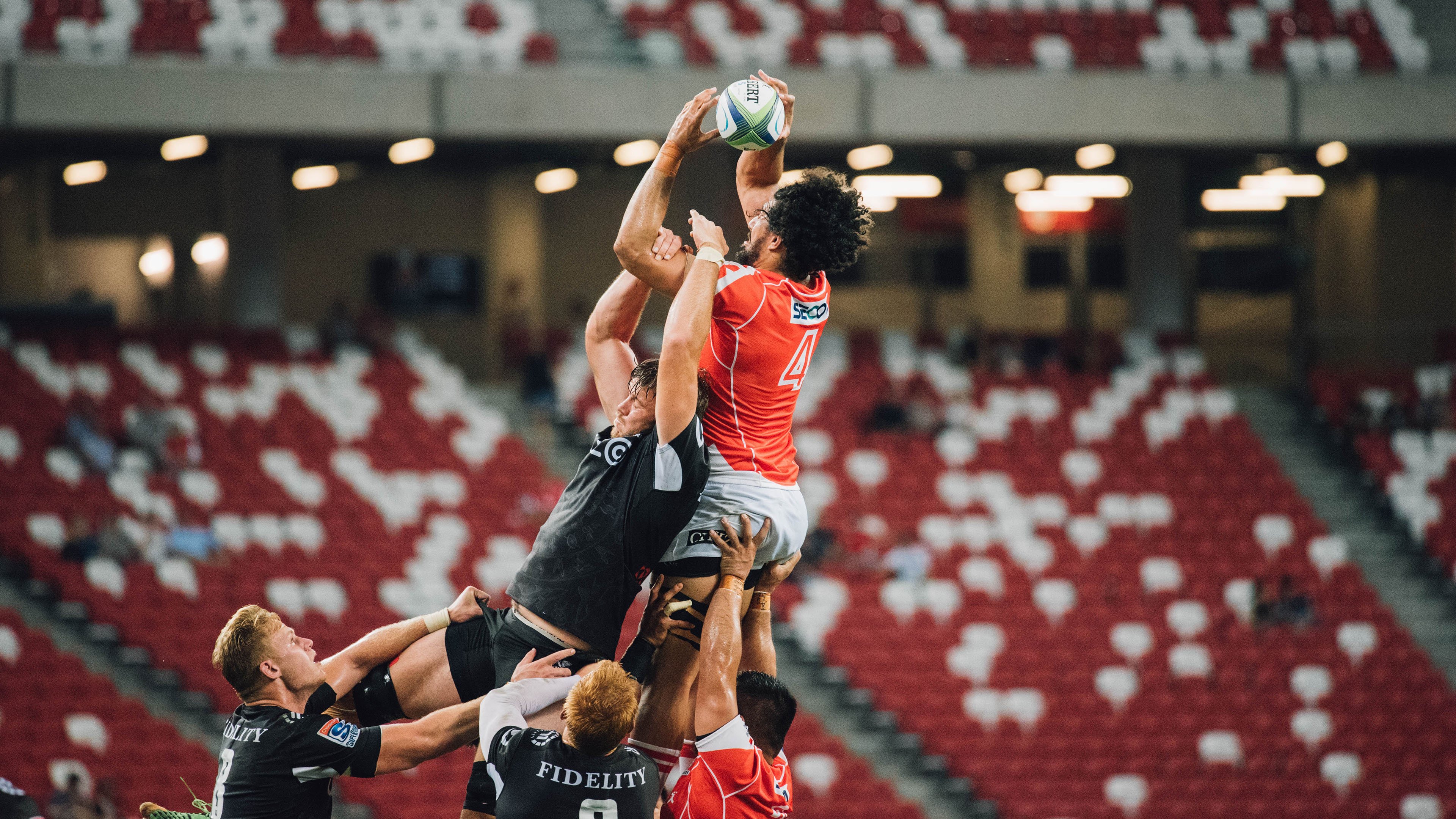 Uzi赛事官方发布出色防守新规，湖人争议不断！